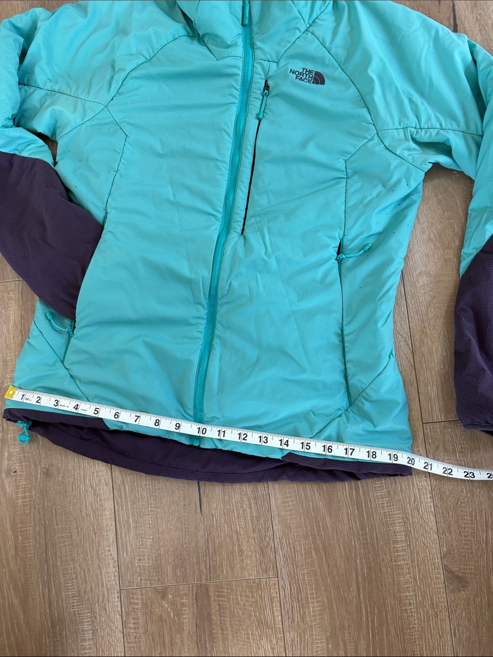 Women’s North Face Ventrix Hooded Jacket - Picture 10 of 16